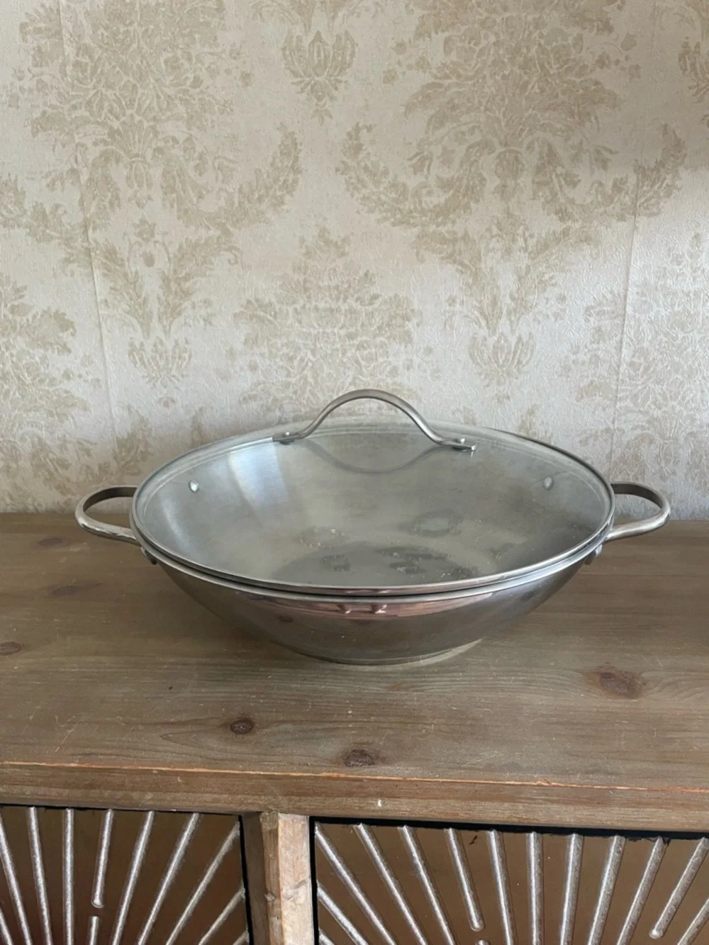 Large Stainless Steel Covered Wok with Handles - Silver - Picture 1 of 8